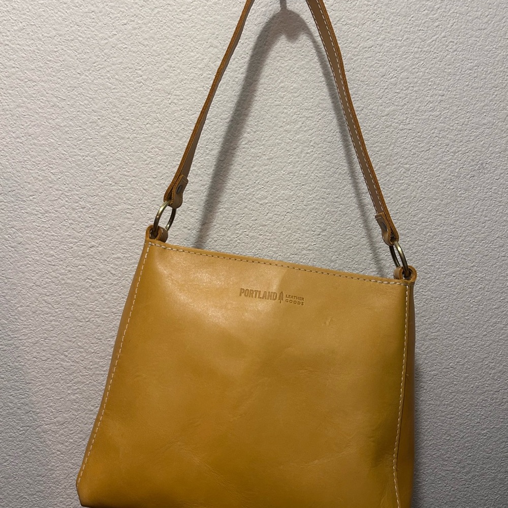 Portland Leather Triangle Shoulder Bag
